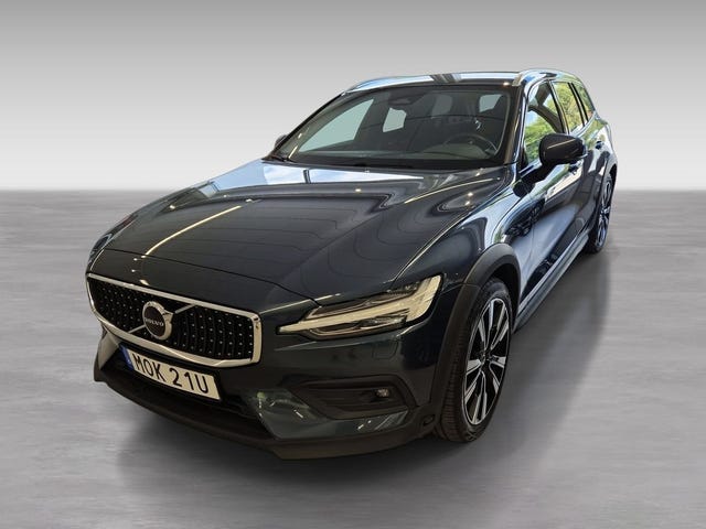 Volvo V60 Cross Country 2024