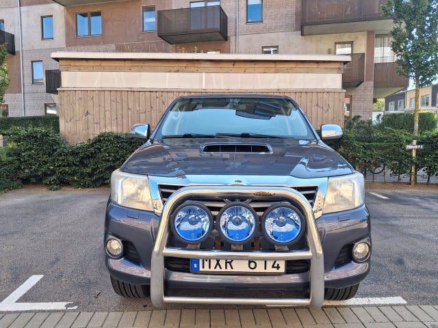 Toyota HiLux 2012