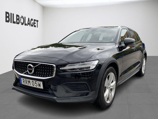 Volvo V60 Cross Country 2022