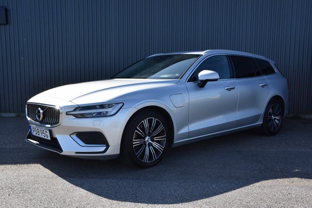 Volvo V60 2022