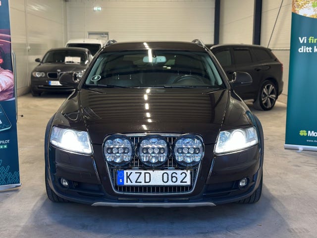 Audi A6 allroad 2011