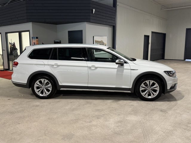 Volkswagen Passat Alltrack 2016 – bild 3
