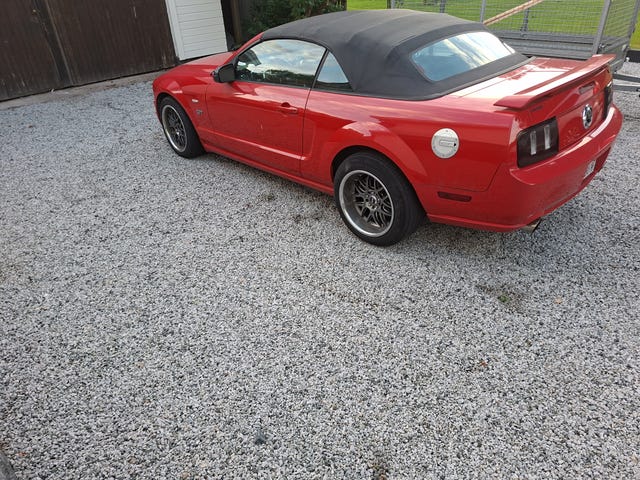 Ford Mustang 2006