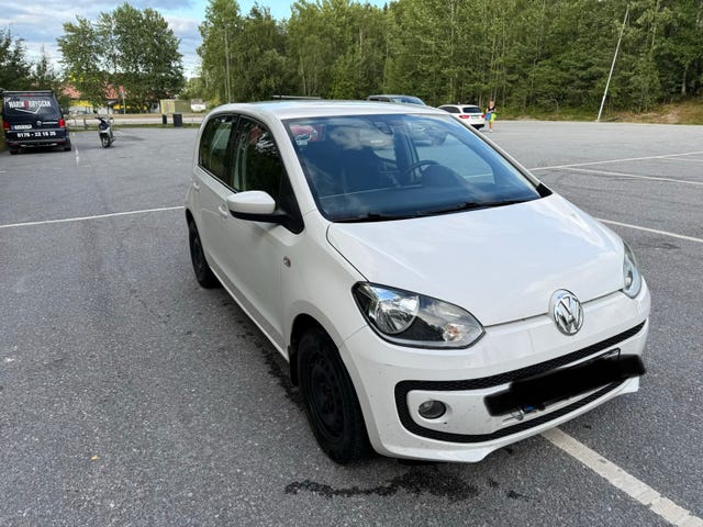 Volkswagen UP! 2015