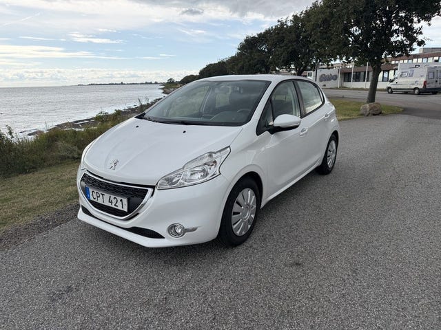 Peugeot 208 2015