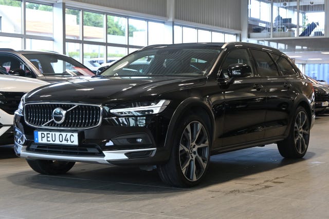 Volvo V90 Cross Country 2021