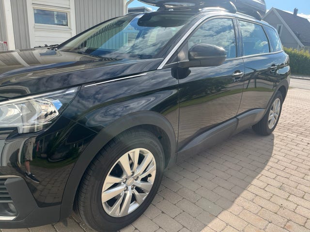 Peugeot 5008 2017