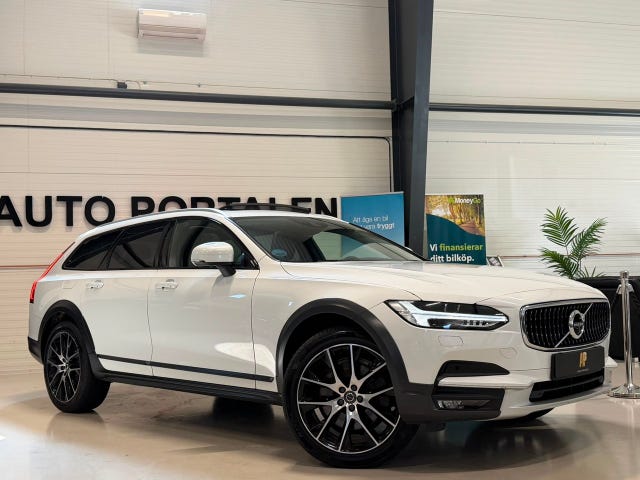 Volvo V90 Cross Country 2019 – bild 4