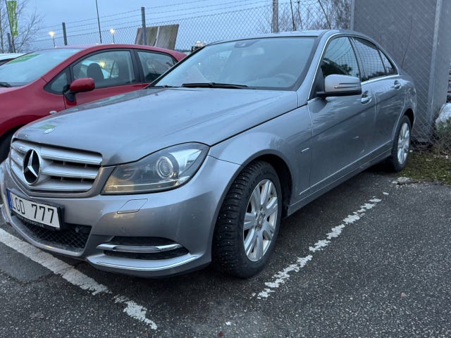 Mercedes-Benz C220 2012