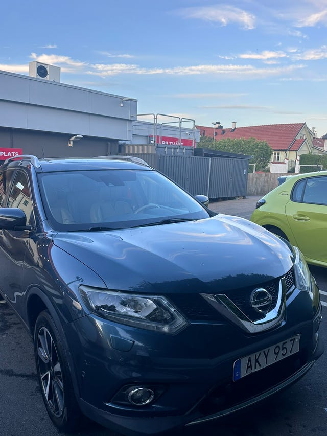 Nissan X-Trail 2015