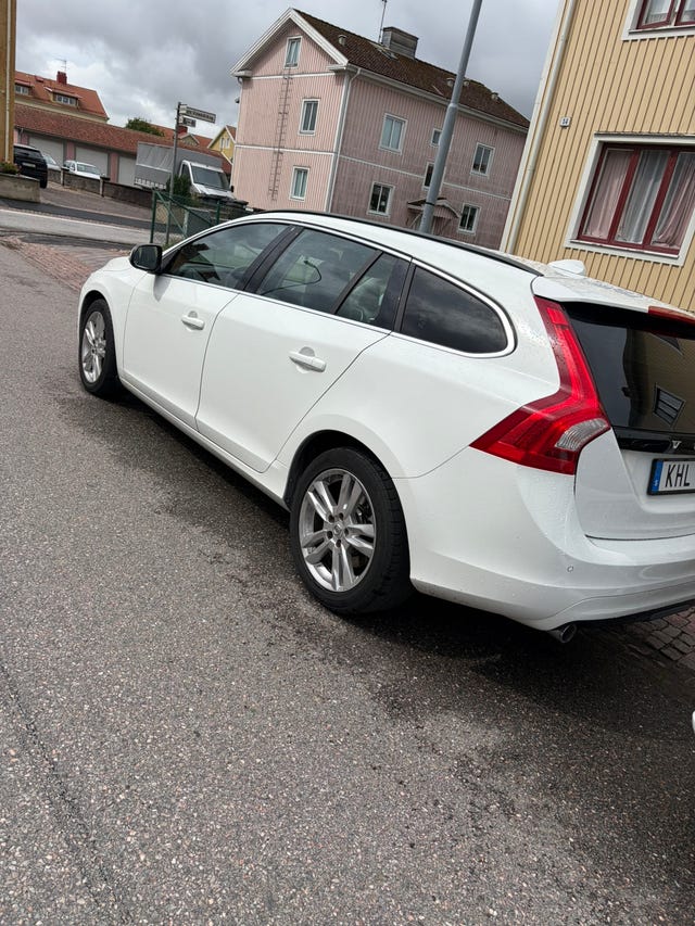Volvo V60 2016 – bild 2