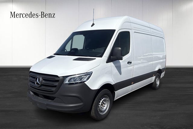 Mercedes-Benz Sprinter 317 2027