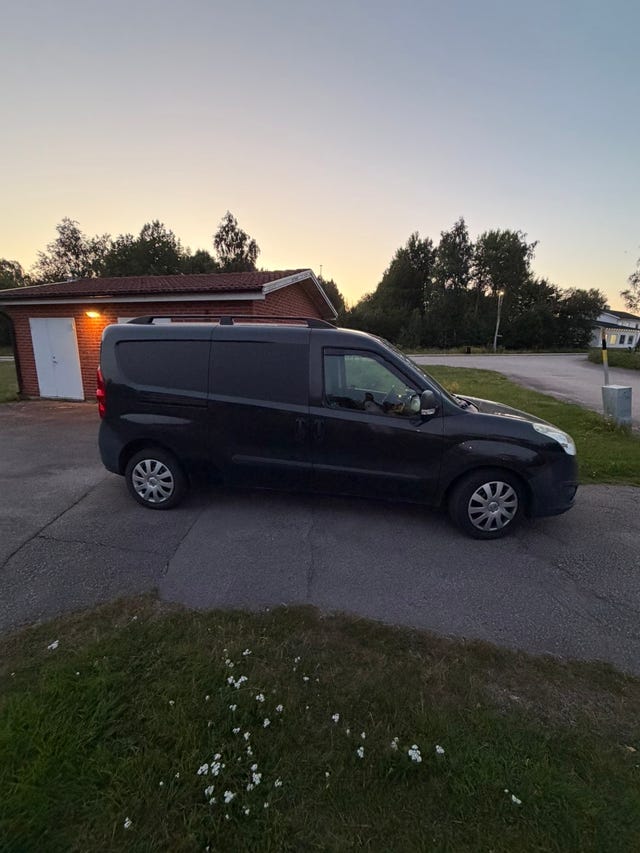 Opel Combo 2012