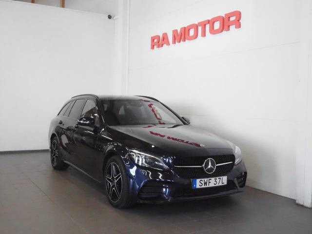 Mercedes-Benz C300 2021