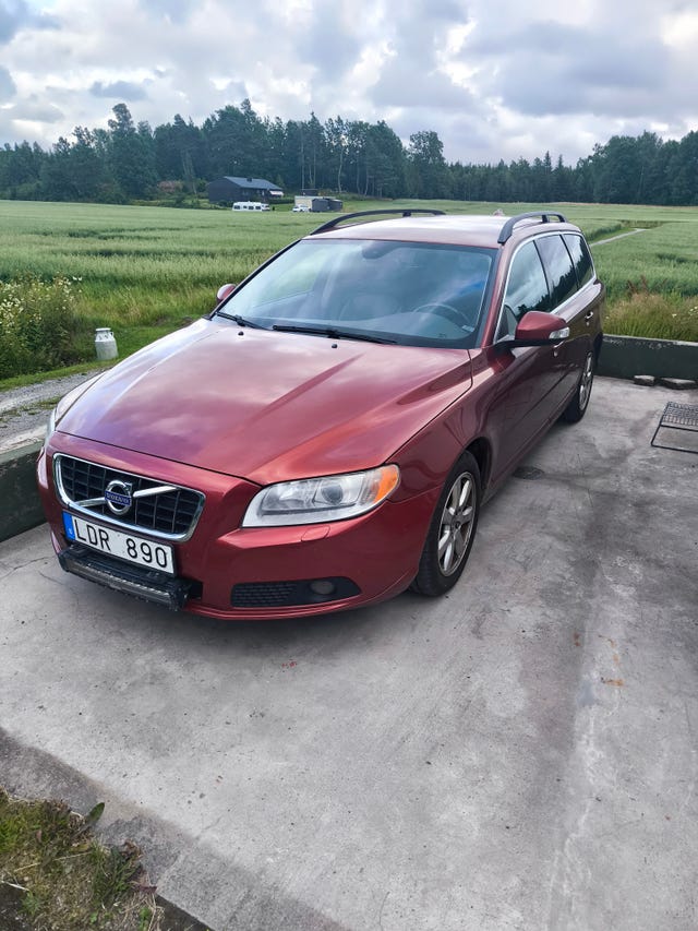 Volvo V70 2011