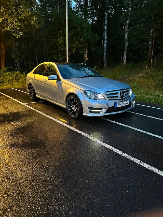 Mercedes-Benz C220 2013 – bild 2