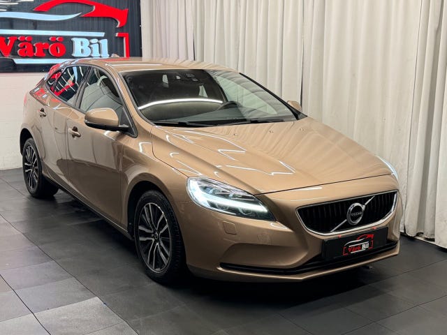 Volvo V40 2017