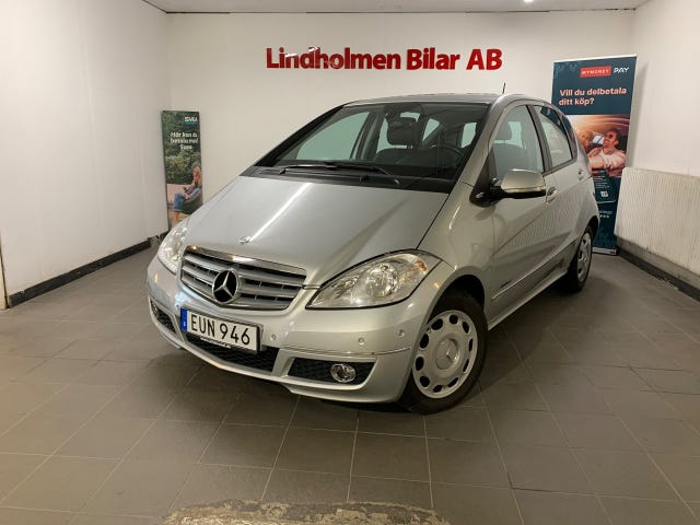 Mercedes-Benz A180 2011