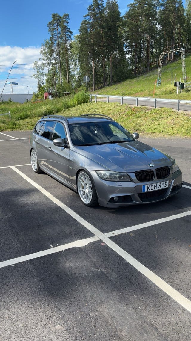 BMW 325i 2010