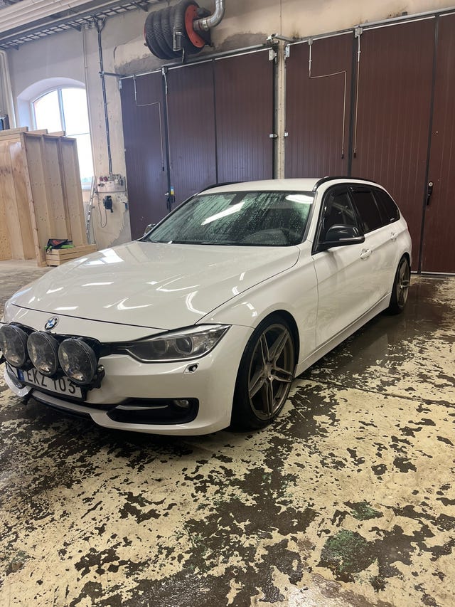 BMW 320d 2013 – bild 2