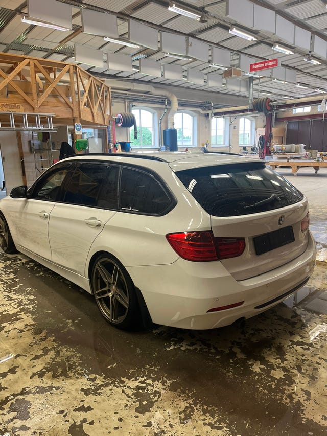 BMW 320d 2013 – bild 3