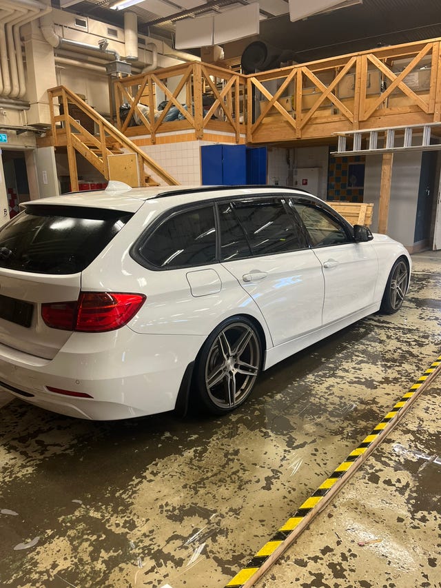 BMW 320d 2013 – bild 4