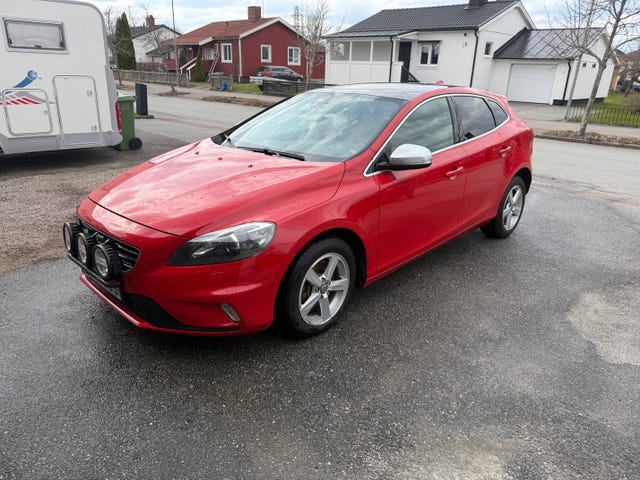Volvo V40 2014