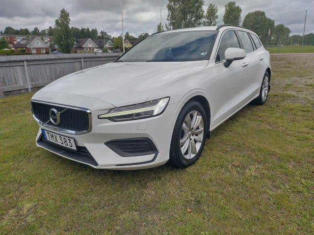 Volvo V60 2022