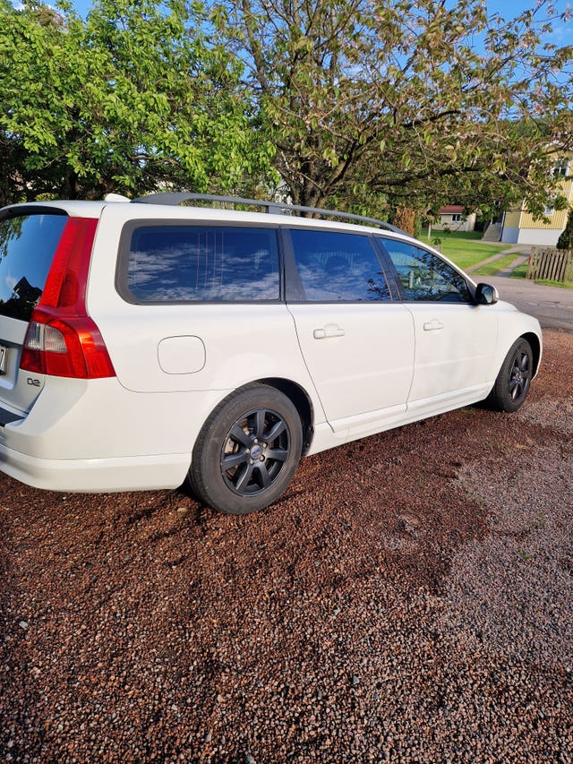 Volvo V70 2013 – bild 2