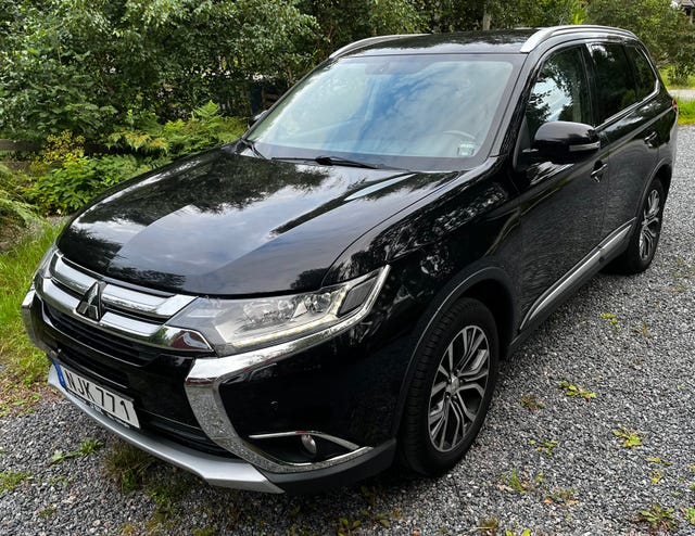 Mitsubishi Outlander 2016