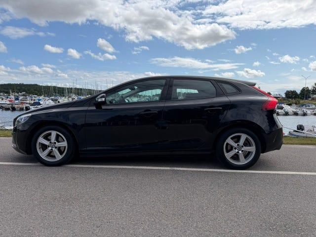 Volvo V40 2015