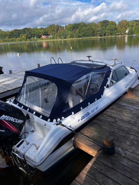 Bella HT 561, Mercury 90Hk 4-takt årgång 2004
