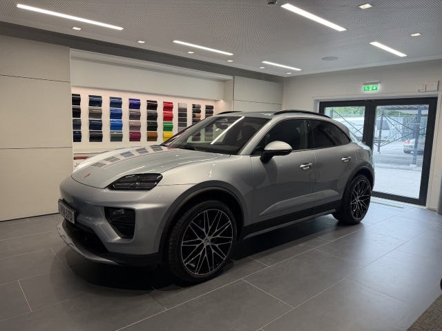 Porsche Macan 4 2026