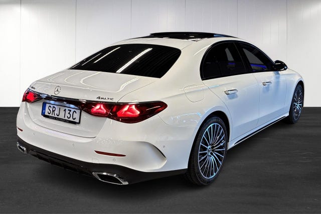 Mercedes-Benz E300 de 2026 – bild 3