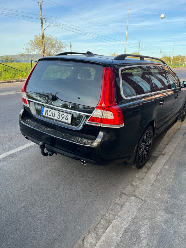 Volvo V70 2015
