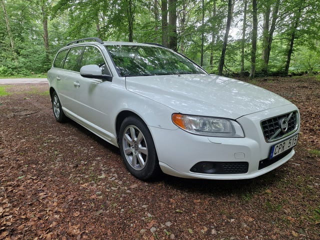 Volvo V70 2012 – bild 2