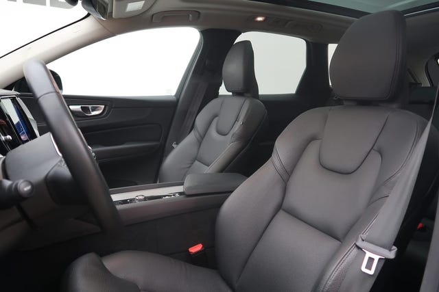Volvo XC60 2025 – bild 4