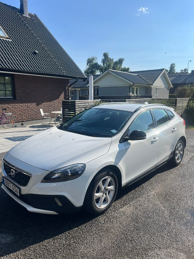 Volvo V40 Cross Country 2014