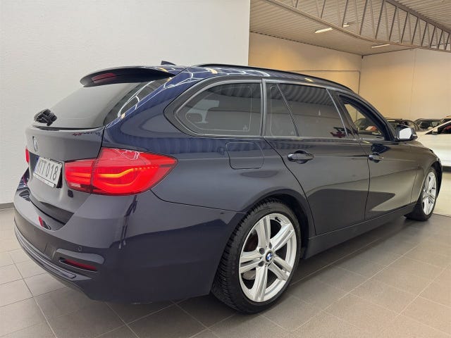 BMW 330d 2016 – bild 3