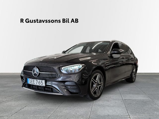 Mercedes-Benz E300 2022