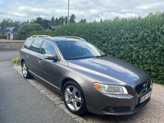 Volvo V70 2010