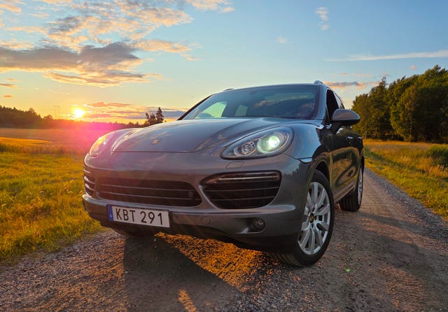 Porsche Cayenne 2011
