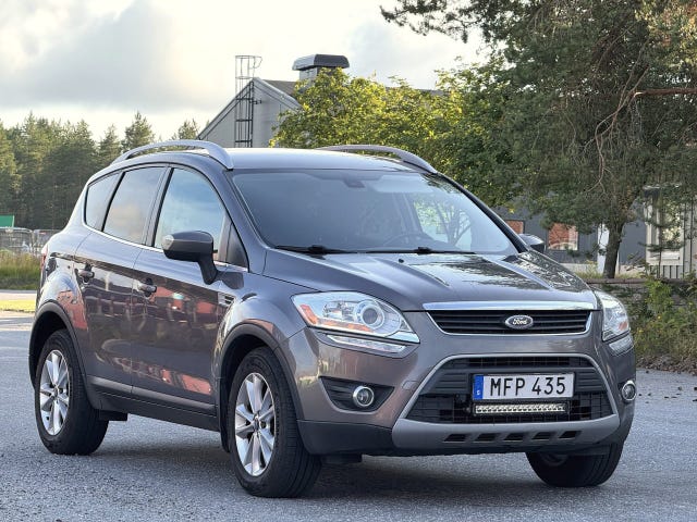 Ford Kuga — bild 2 av 12