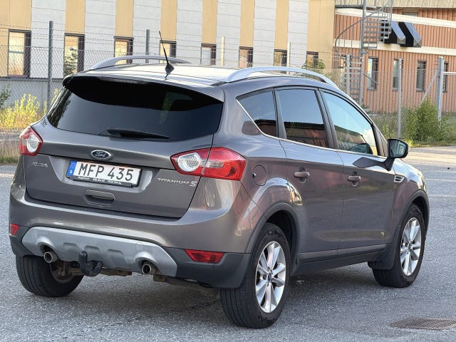 Ford Kuga — bild 12 av 12