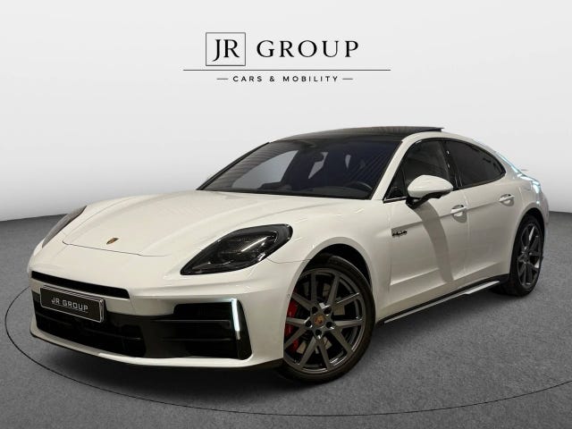 Porsche Panamera 4S 2024