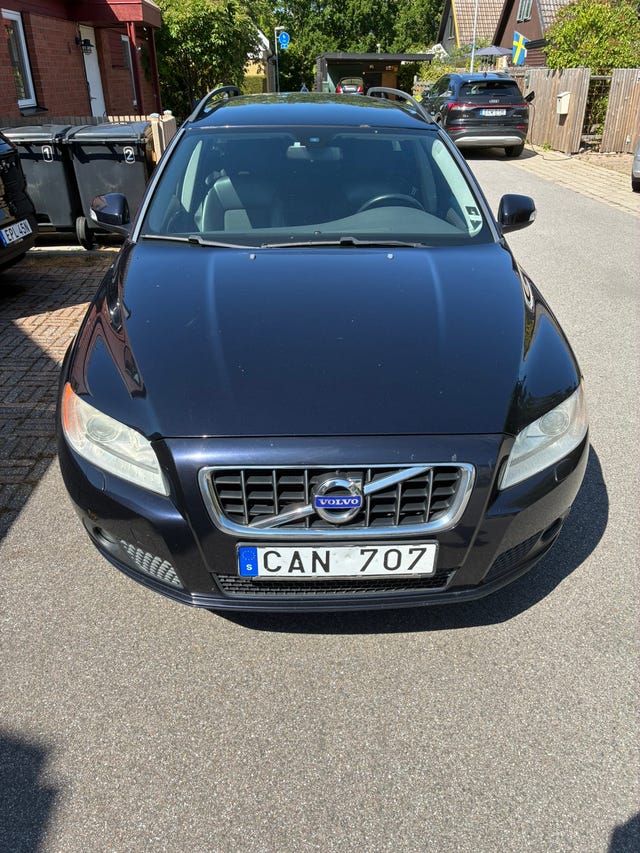 Volvo V70 2011