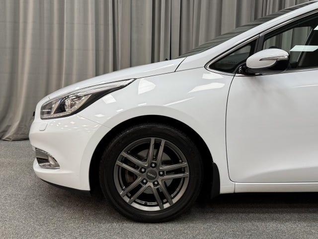 Kia Ceed 2014 – bild 4