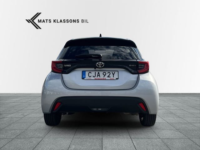 Toyota Yaris 2025 – bild 4