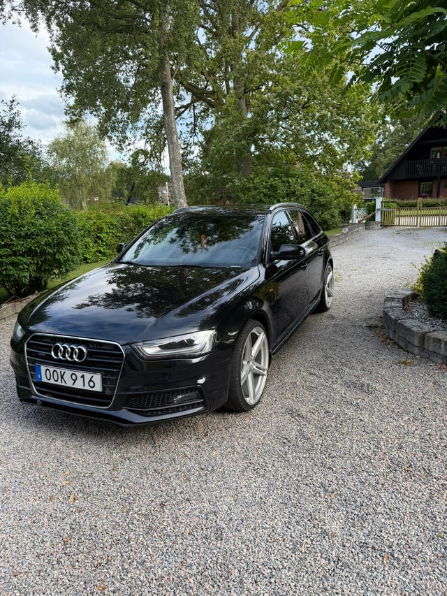 Audi A4 2014