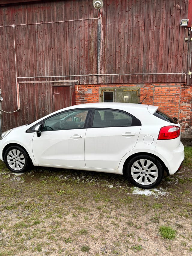 Kia Rio 2013